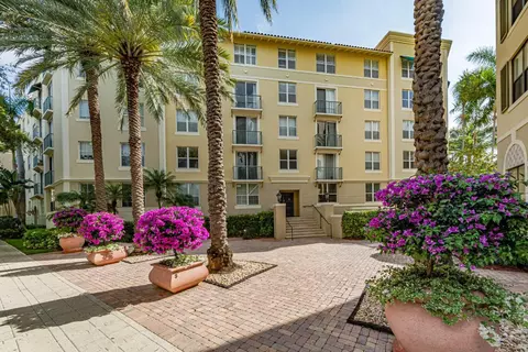 630 S Sapodilla #102, West Palm Beach, FL 33401
