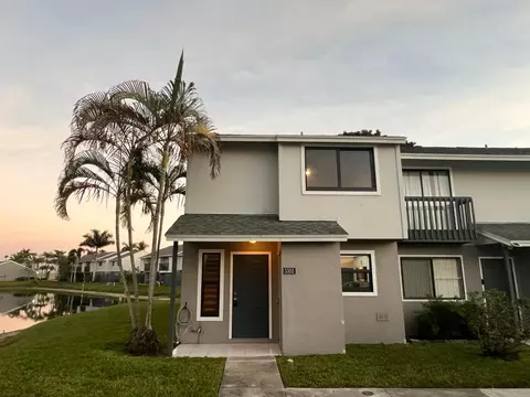 5305 Bayside Dr, Greenacres, FL 33463