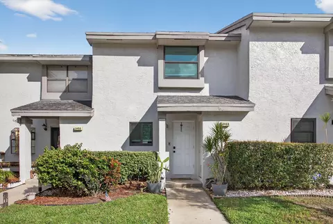 3455 Carambola Cir S #2472, Coconut Creek, FL 33066