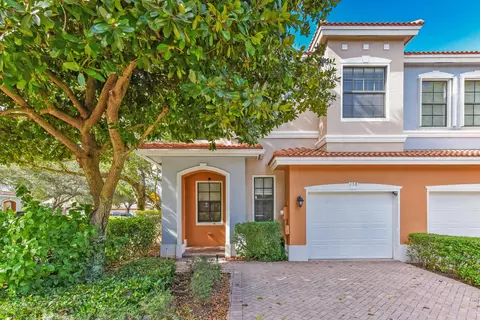 158 Delancey Ave, Delray Beach, FL 33484
