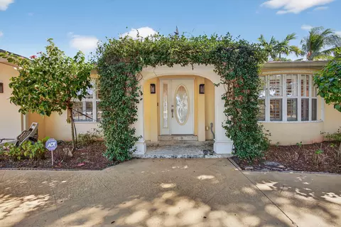 12046 Prosperity Farms Rd, Palm Beach Gardens, FL 33410