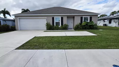 1346 SE Floresta Dr, Port Saint Lucie, FL 34983