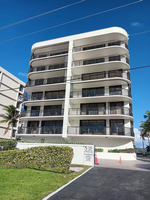 4000 S Ocean Blvd #502, South Palm Beach, FL 33480