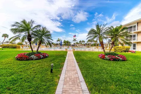 745 SE 19th Ave #124, Deerfield Beach, FL 33441