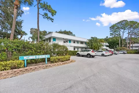 2929 SE Ocean #104-4, Stuart, FL 34996