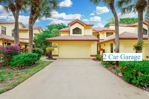 5355 10th Fairway Dr #1, Delray Beach, FL 33484