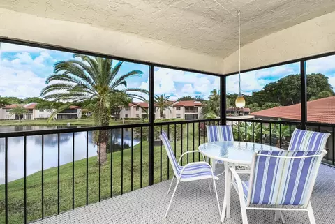 9259 Vista Del Lago #18-J, Boca Raton, FL 33428