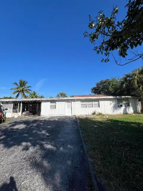 2819 Holly Rd, West Palm Beach, FL 33406