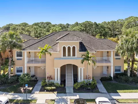 8255 Mulligan Cir #3422, Port Saint Lucie, FL 34986
