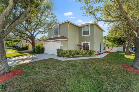 114 Pennock Landing Cir, Jupiter, FL 33458