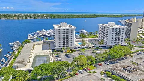 1208 Marine #105, North Palm Beach, FL 33408