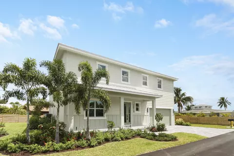 1013 NE Orange Ave, Jensen Beach, FL 34957