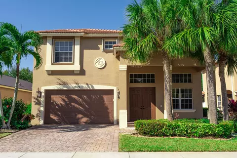 2322 SW Newport Isles Blvd, Port Saint Lucie, FL 34953