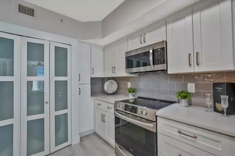 600 S Dixie #637, West Palm Beach, FL 33401
