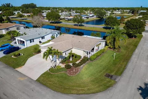 3116 8th Hole Dr, Port Saint Lucie, FL 34952