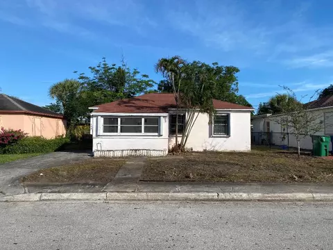 756 W 1st St, Riviera Beach, FL 33404