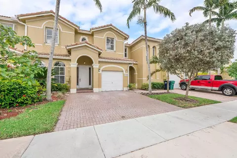 13743 SW 116th Ter, Miami, FL 33186