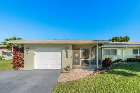6187 Overland Pl, Delray Beach, FL 33484