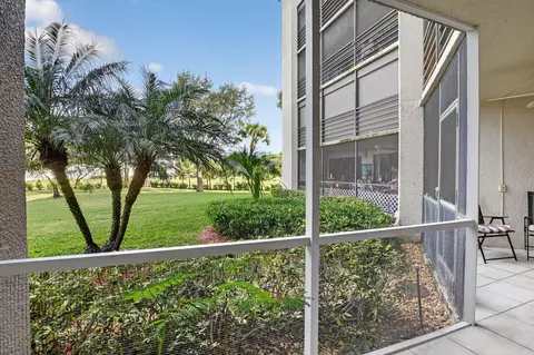 5650 Camino Del Sol #106, Boca Raton, FL 33433