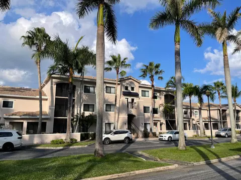 2802 Sarento Pl #203, Palm Beach Gardens, FL 33410