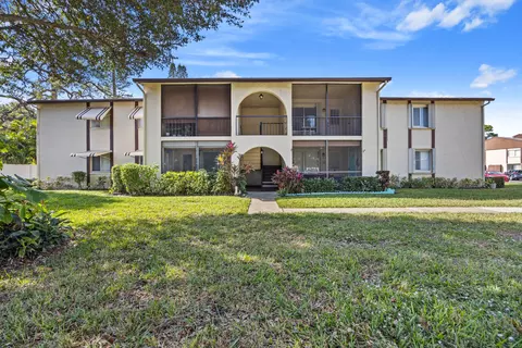3622 La Playas Ct #B-2, Greenacres, FL 33463