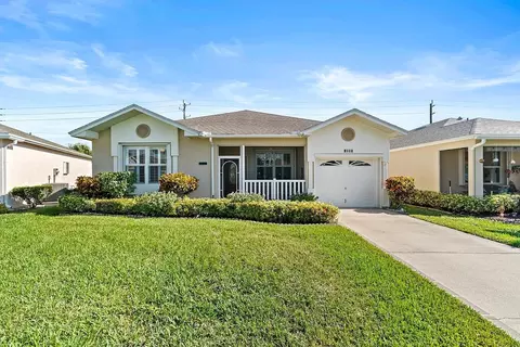 544 NW Cortina Ln, Port Saint Lucie, FL 34986