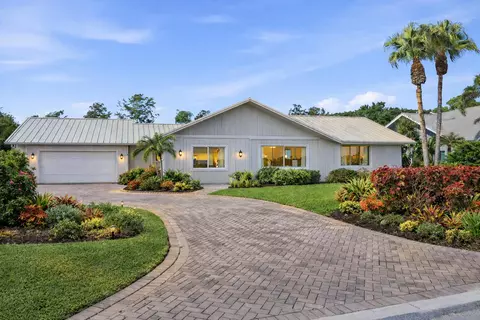 Exterior - 5151 SE Burning Tree Cir, Stuart, FL 34997 photo 4 of 18