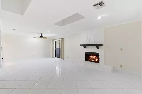 Living - 5151 SE Burning Tree Cir, Stuart, FL 34997 photo 3 of 6