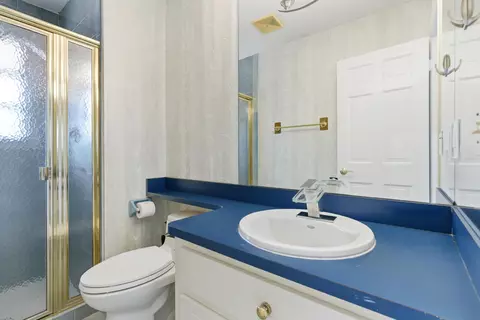 Bath - 5151 SE Burning Tree Cir, Stuart, FL 34997 photo 3 of 4