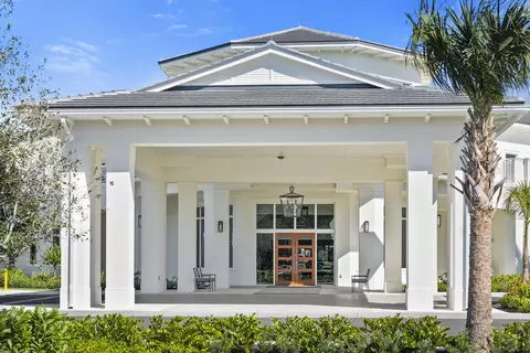 View/Area - 5151 SE Burning Tree Cir, Stuart, FL 34997 photo 8 of 10