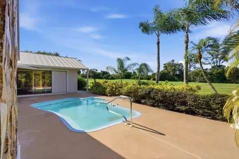 Exterior - 5151 SE Burning Tree Cir, Stuart, FL 34997 photo 10 of 18