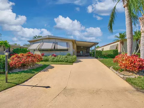 7526 SE Independence Ave, Hobe Sound, FL 33455
