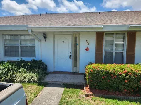 625 Pines Knl #B, Fort Pierce, FL 34982