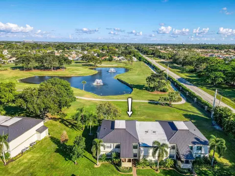 12790 Briarlake Dr #202, Palm Beach Gardens, FL 33418