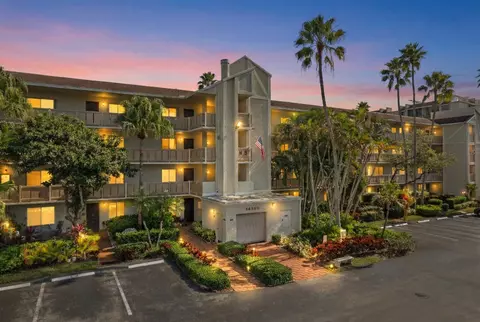 14360 Strathmore #404, Delray Beach, FL 33446