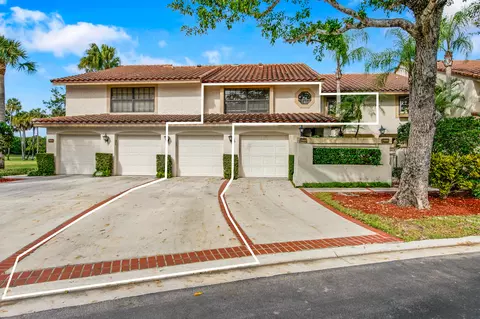 7888 La Mirada Dr, Boca Raton, FL 33433