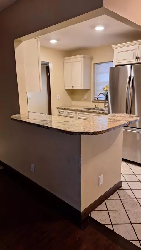 26 Golfs Edge B, West Palm Beach, FL 33417