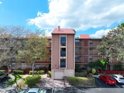 7300 Lake Cir Dr #301, Margate, FL 33063