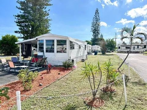 875 NE 48 Th St #LOT 352, Pompano Beach, FL 33064