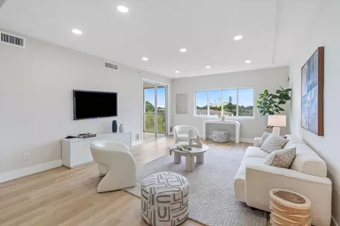 22715 Camino Del Mar #42, Boca Raton, FL 33433