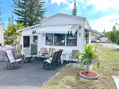 875 NE 48 Th St #LOT 356, Pompano Beach, FL 33064
