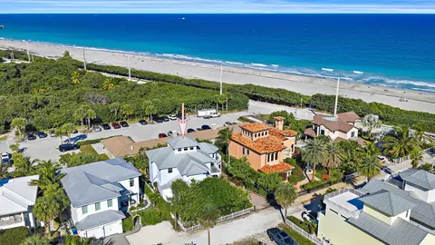 511 Saturn Ln, Juno Beach, FL 33408
