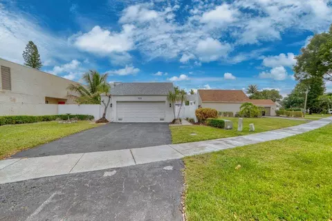 905 NW 22nd Ave, Delray Beach, FL 33445
