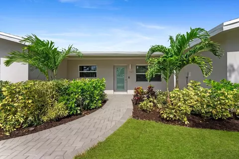 521 NE 32nd St, Boca Raton, FL 33431