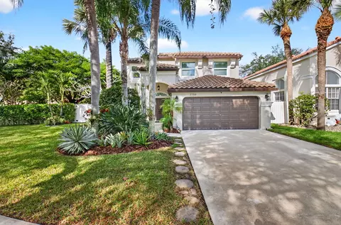 7759 Oak Grove Cir, Lake Worth, FL 33467