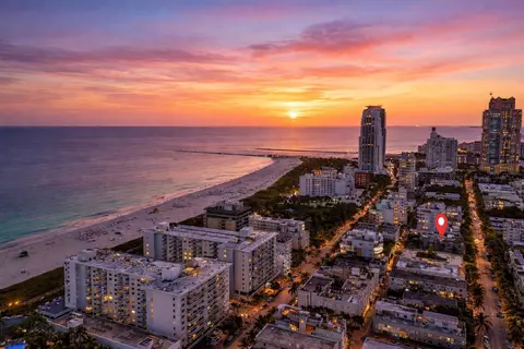 130 3rd St #201, Miami Beach, FL 33139