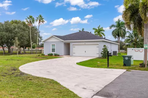 136 Dabou, Belle Glade, FL 33430