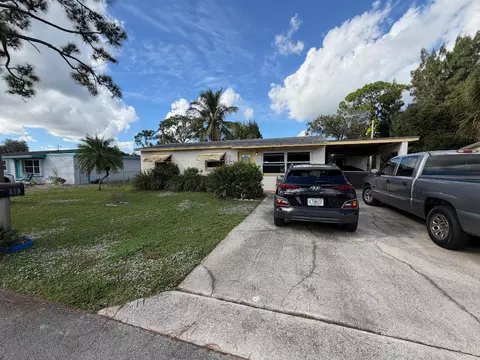 813 Burch Dr, West Palm Beach, FL 33415