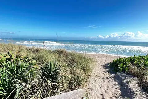 3541 NE Ocean Blvd NE #15, Jensen Beach, FL 34957
