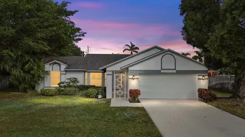 1544 Old Cypress Trl, Wellington, FL 33414